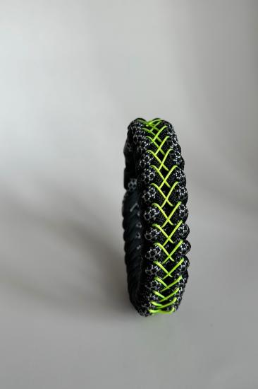 Vibrant Velocity Paracord