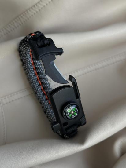 Paracord Knight Wall