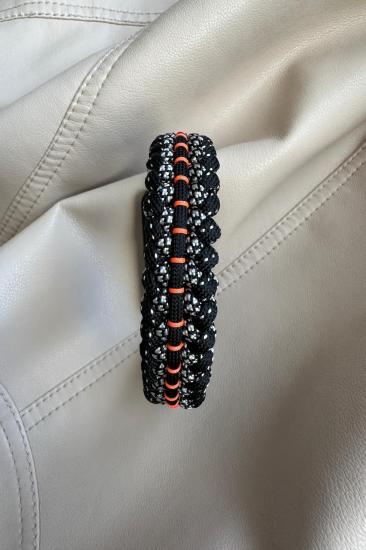 Paracord Knight Wall